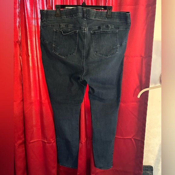 Torrid Women's Dark Wash Skinny Jeans - Picture 2 of 6